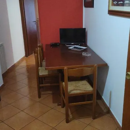 Il Porticciolo Apartment *