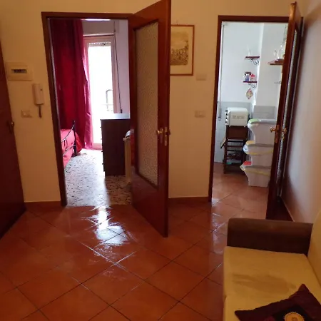 Appartamento Giardini-naxos Via Umberto 25